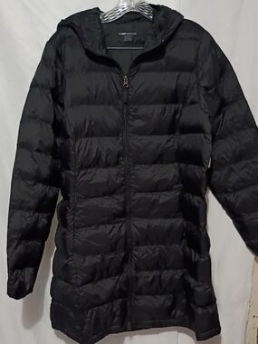 Amazon Essentials Women's Black Hooded Long Puffer Jacket